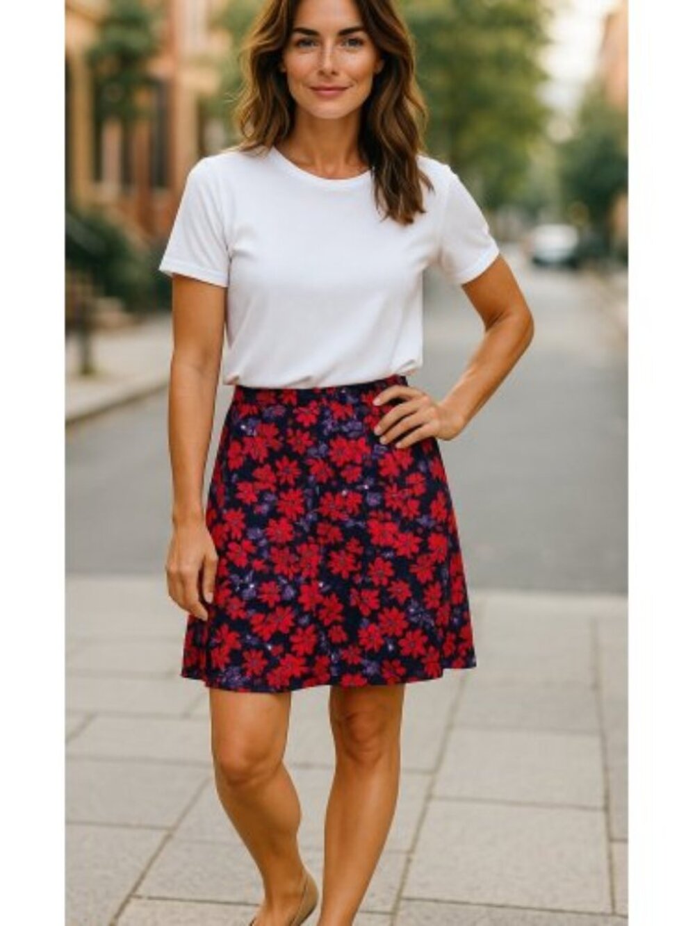 SIGNATURE COLLECTION Red and Navy Floral Print Denim Skirt Ladies Size 14